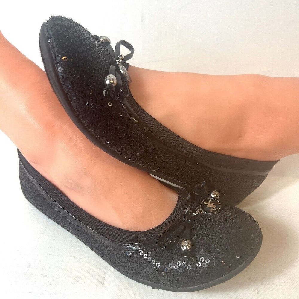 MICHAEL Michael Kors Women's Beaded Flats Youth Size 4 Comfort Shoe Black Loafer